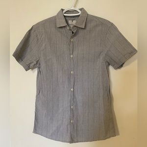 Short-sleeved button down shirt